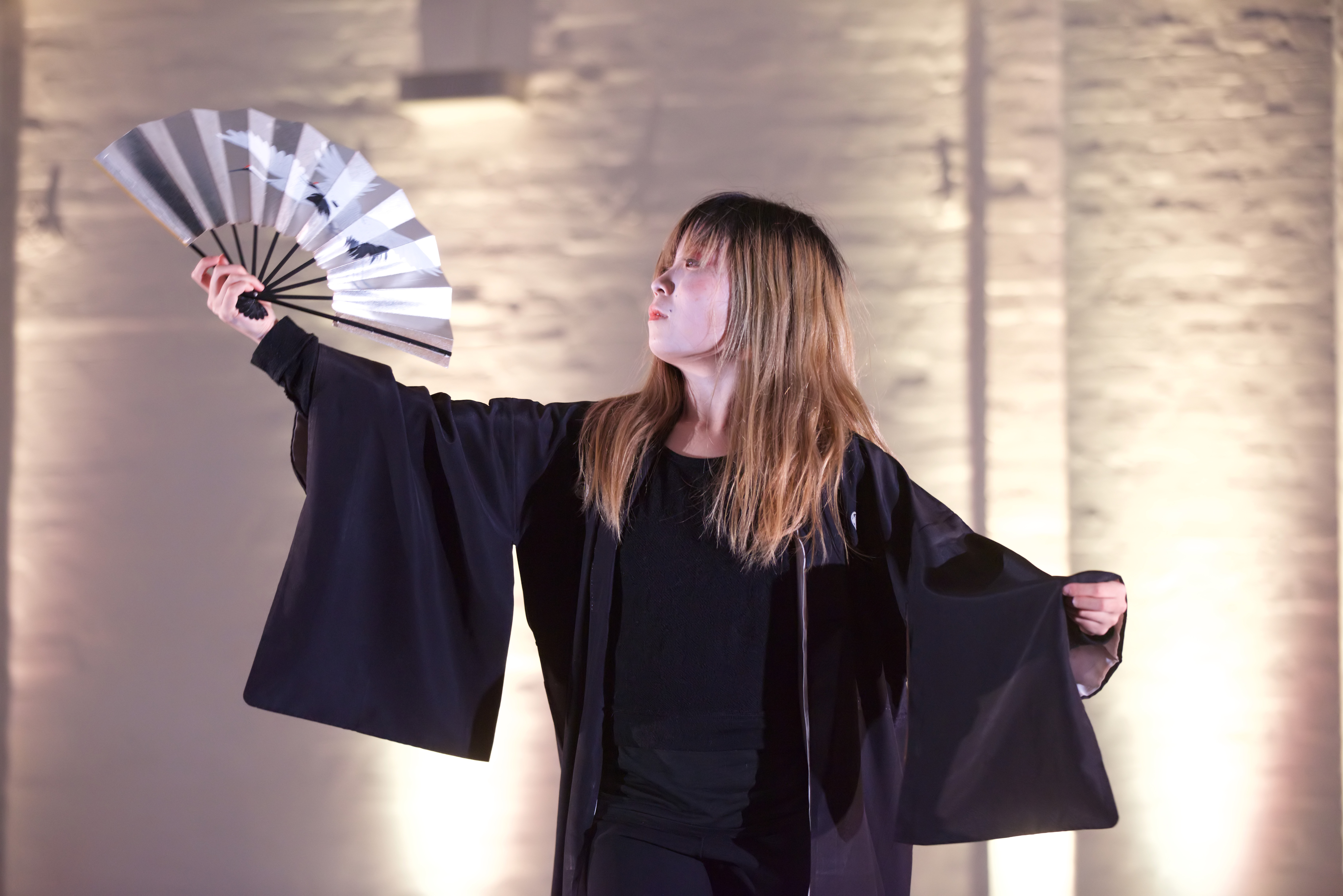 Meteor, dance performance by Mimi Yoshii, photo by Alex Mitchell