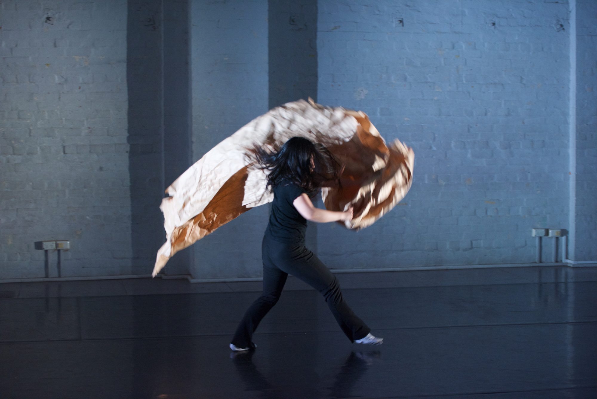 Emulsion, contemporary dance by Mimi Yoshii